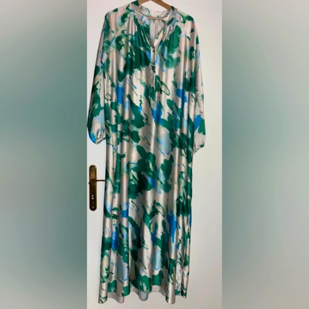 Long dress